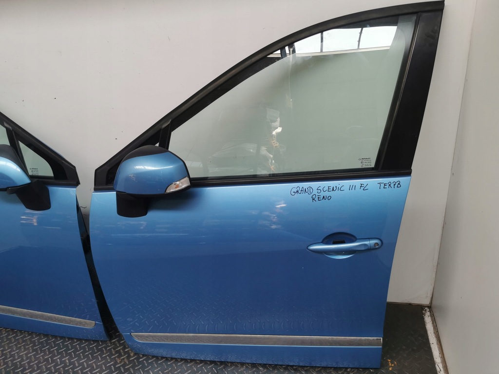 фото №5, Двері лівий i правий перед renault grand scenic iii lift terpb
