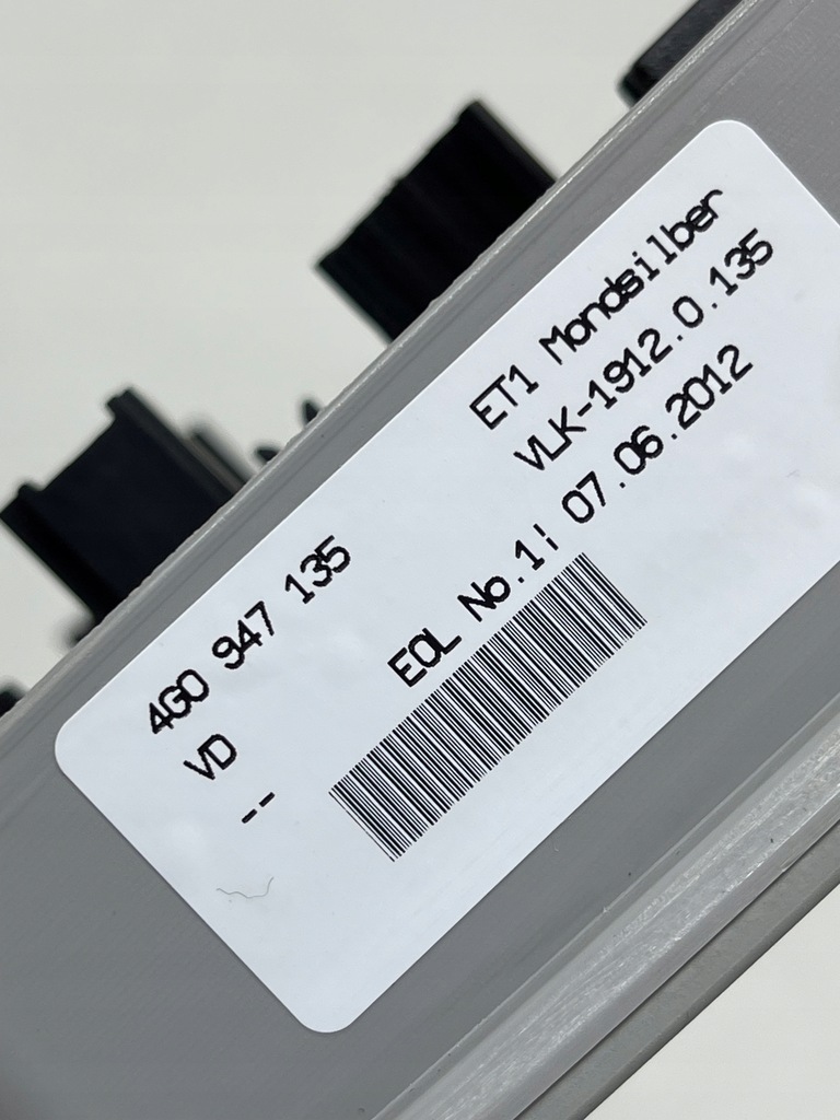 фото №9, Audi a6 c7 лампа освітлення стельовий кабіни салону