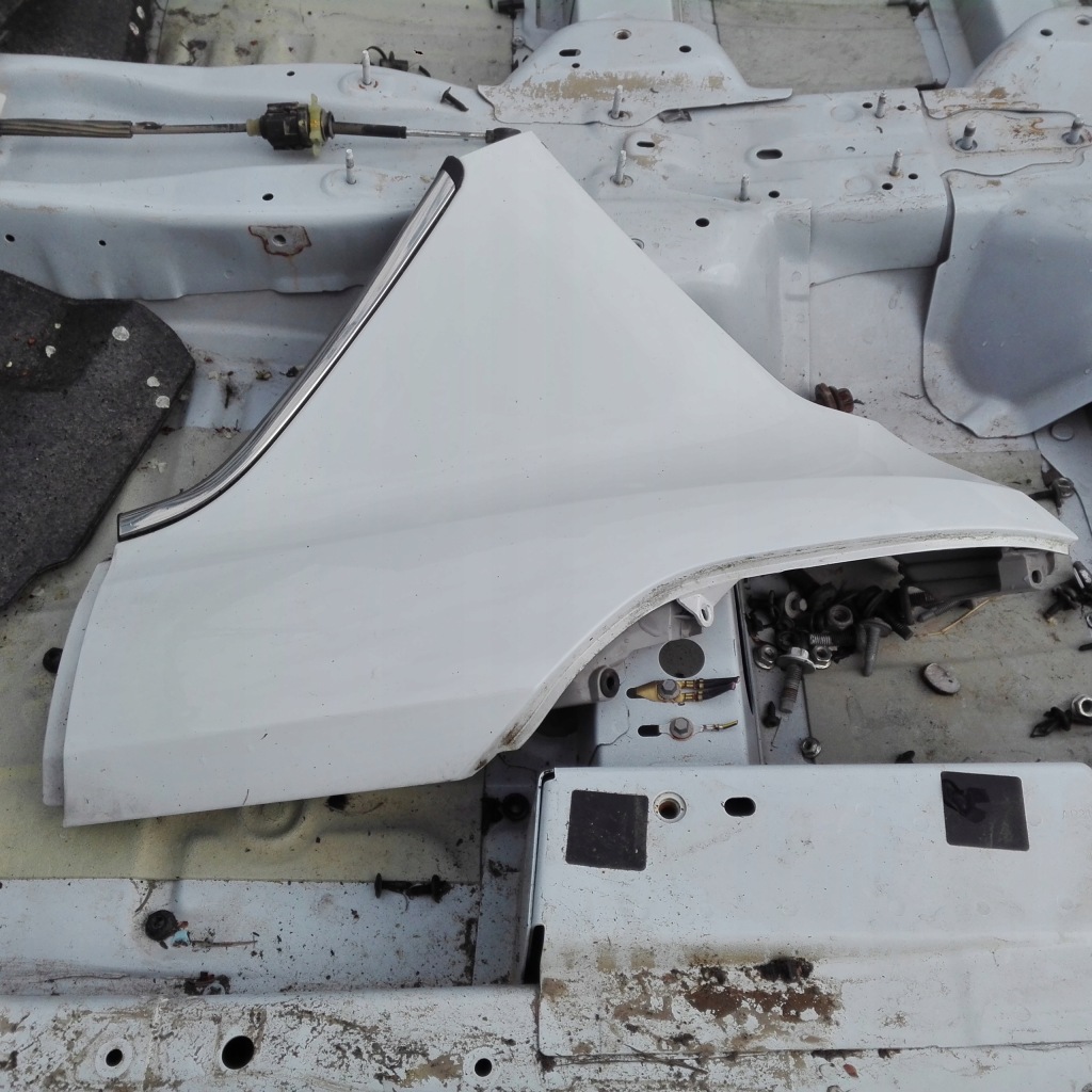 фото №1, Ford b-max крыло правый задняя защита крыла dc