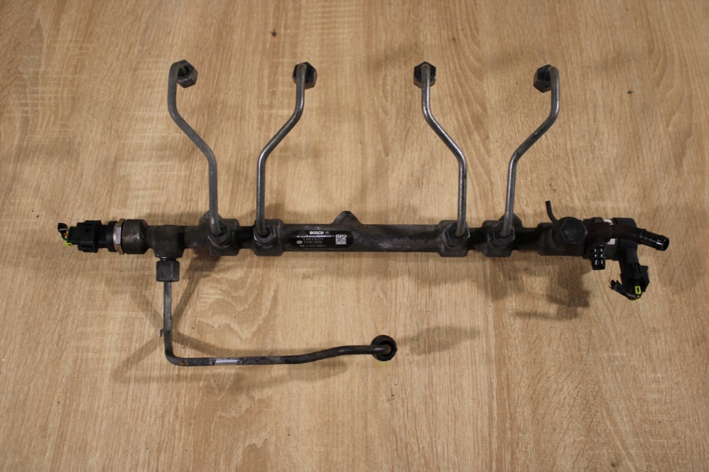 фото №1, Молдинг впрыскная hyundai santa fe ii 2.2 crdi комплектная