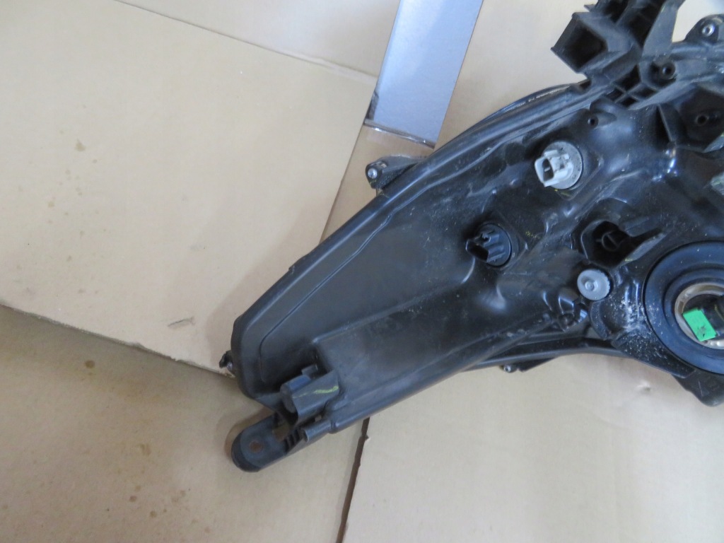 фото №12, Лампа права правий фара toyota hilux viii 8 lift 20- 81110-0kk60