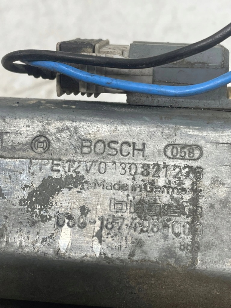 Моторчик стекло задний задний  сторона левая bmw 3 e36 0130821276 с Разборки