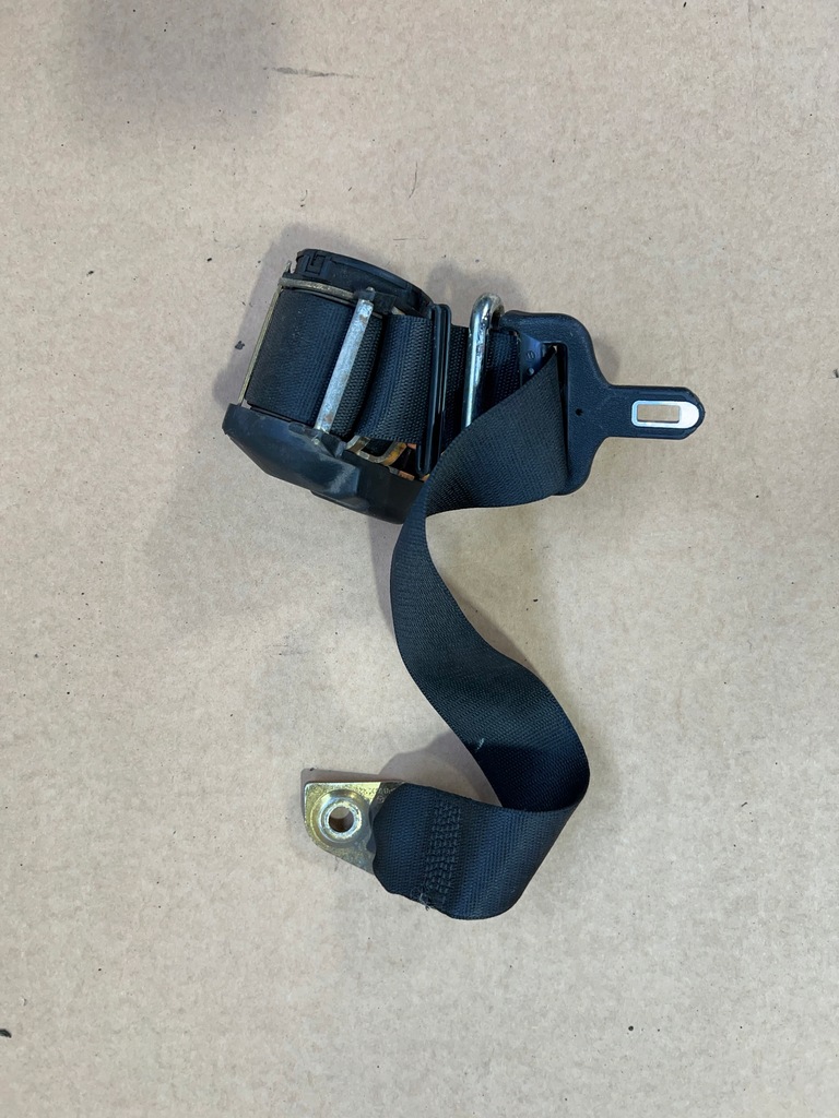 фото №1, Pas безопасности левый задняя mercedes w201