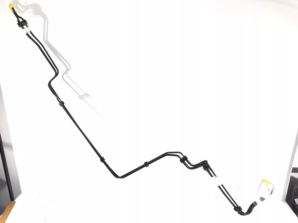 Шланг топливный porsche macan 95b201544aa с Разборки