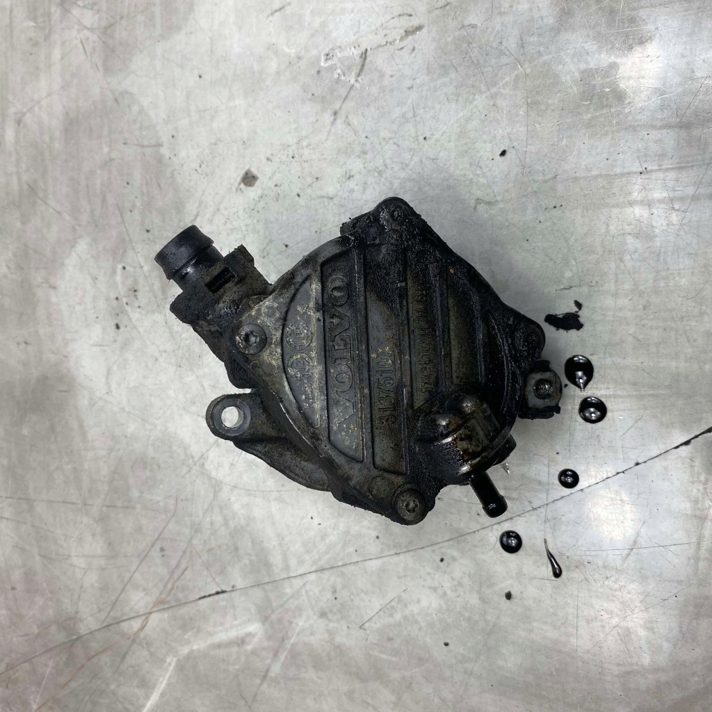 фото №1, Насос вакуум v60 i xc60 i s60 ii