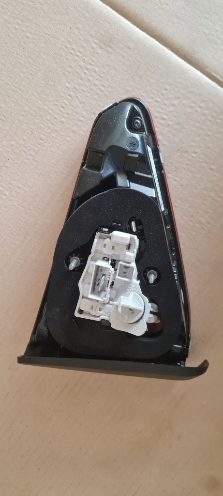 фото №6, Vw touran ii 5ta 5ta945094d лампа правая задняя крышки