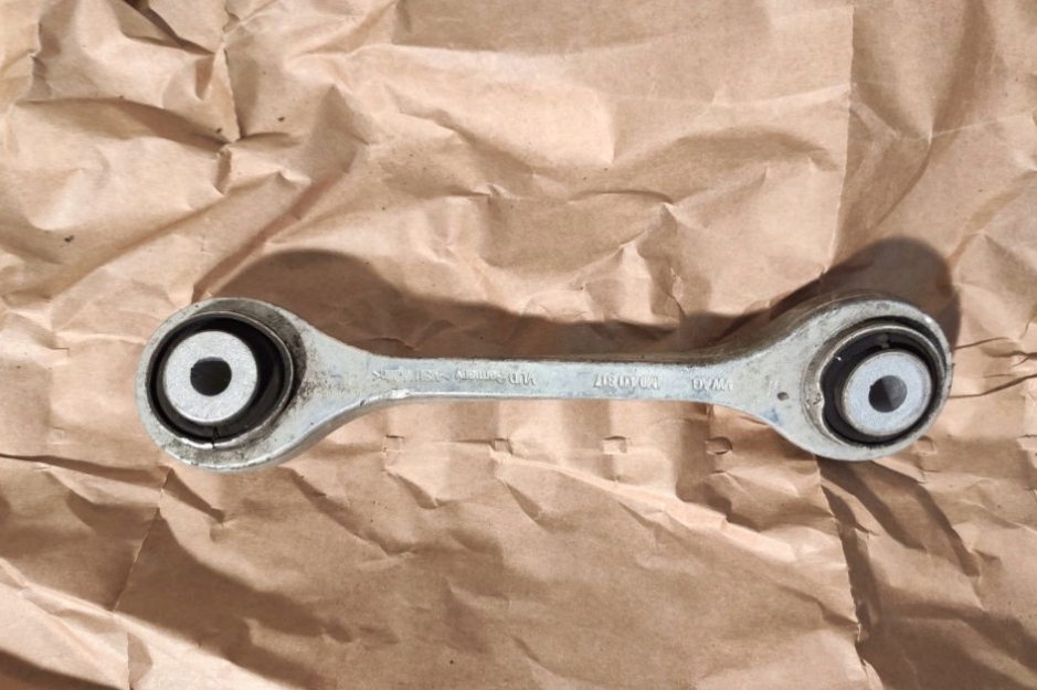 фото №1, З'єднувач стабілізатора macan cayenne q7 4m0411317