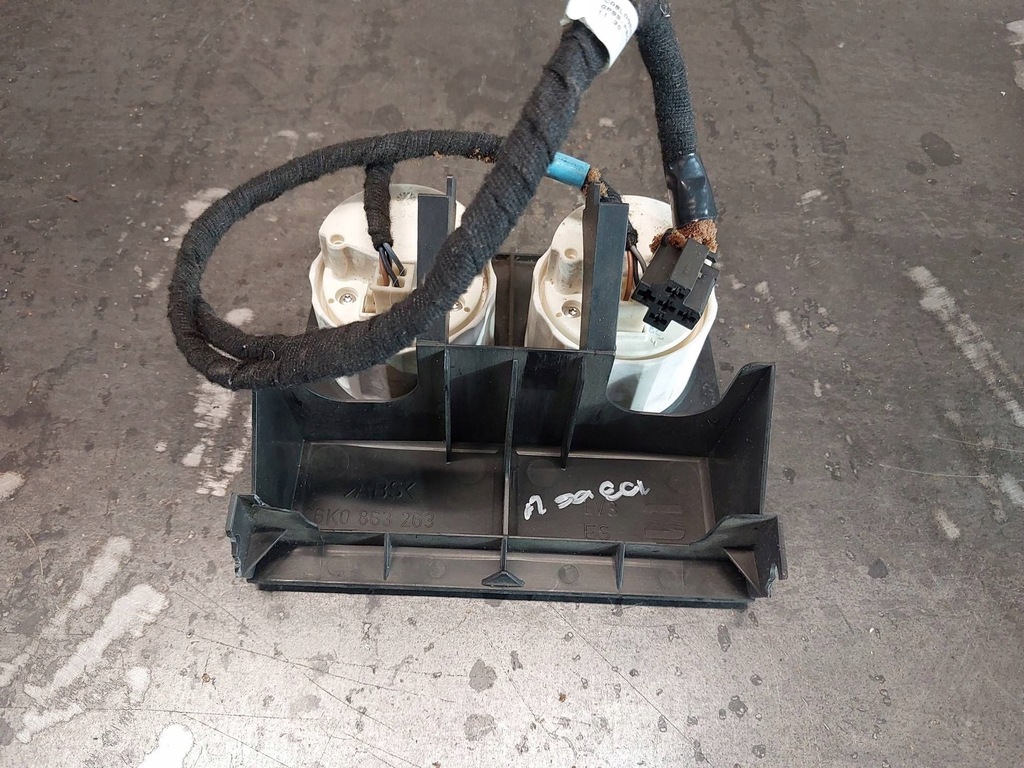 фото №11, Счетчик зарядки температуры масла seat ibiza iii 6l 6k0863263