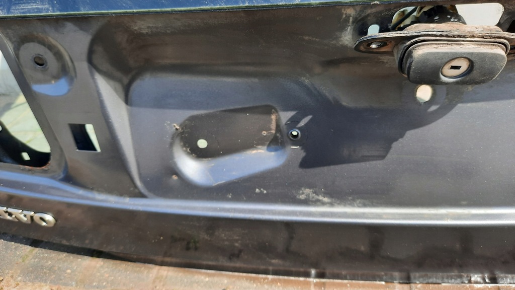 фото №9, Задня кришка багажника volvo v40 00-04r 347-22