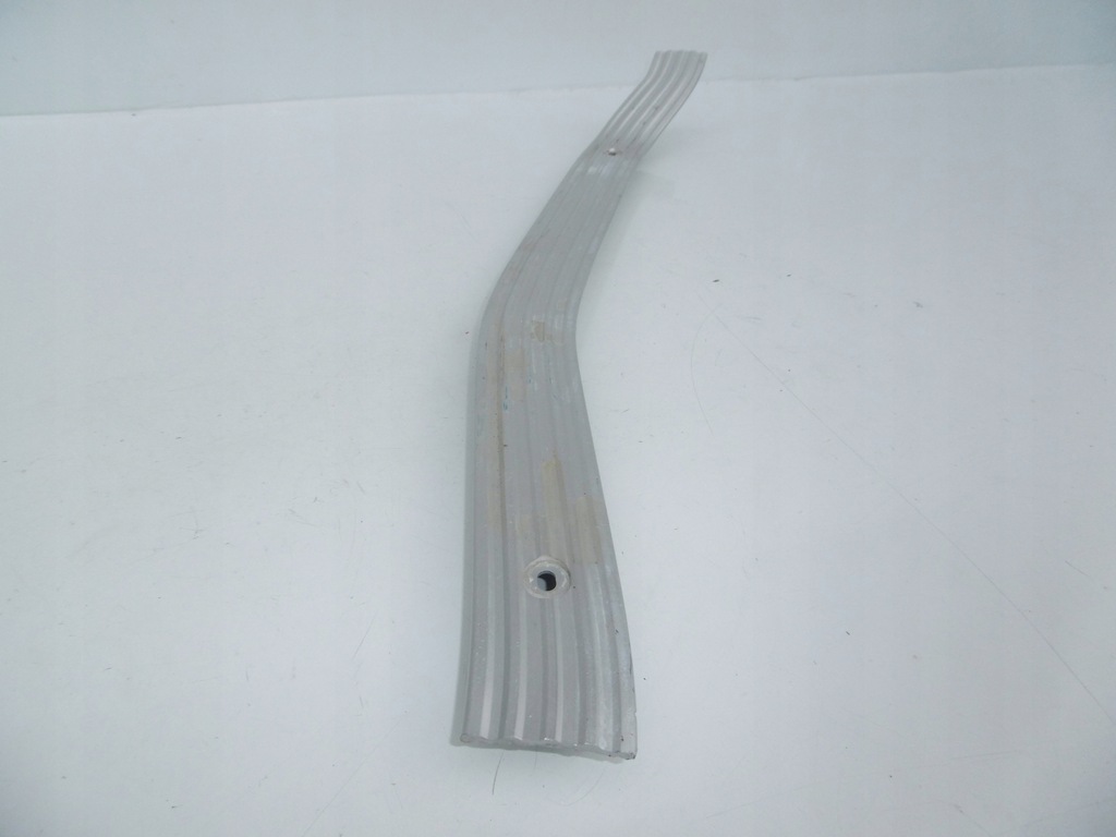 фото №2, Молдинг порог подножка правая 1766446 scania r