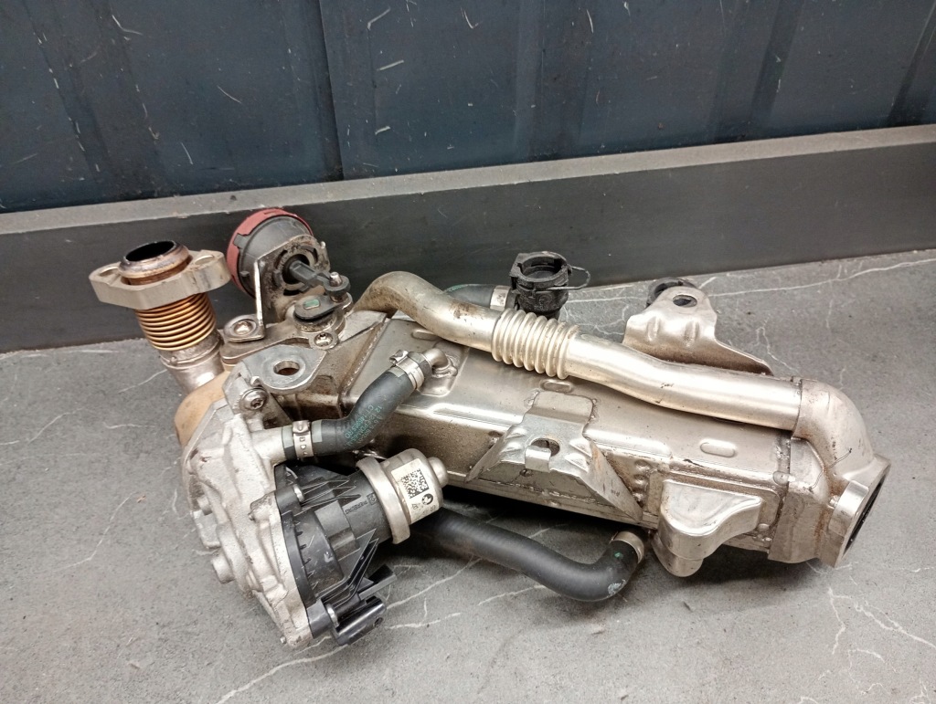 Купити 8599832 радіатор вихлопних газів egr bmw g01 g02 g05 g06