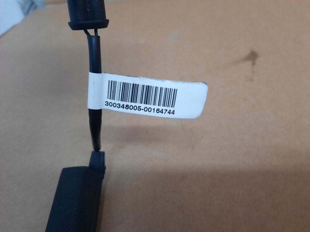 Купить Прокладка подогрев стекло правой 3d alfa 147