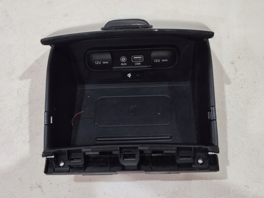 фото №1, Kia sorento iii зарядное устройство telefony 95560-c5000