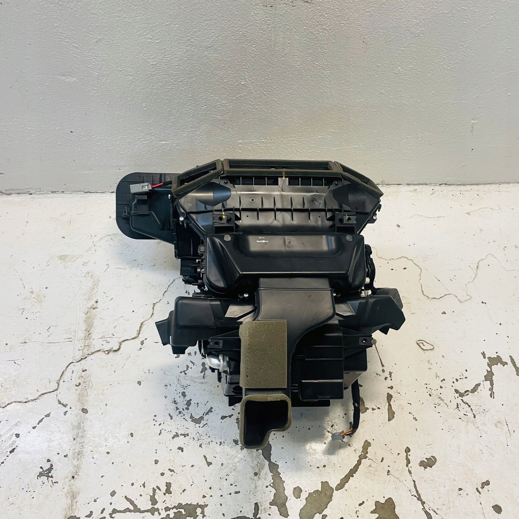 фото №1, Отопитель воздуходувка комплектная renault koleos ii 272705619r