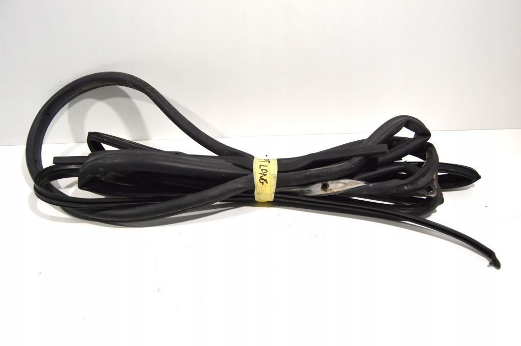 Купити Прокладка двері права задній mercedes w140 long 1407300278