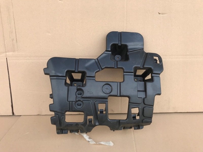 фото №1, Megane 4 iv напрямна кронштейн бампер задня лівий