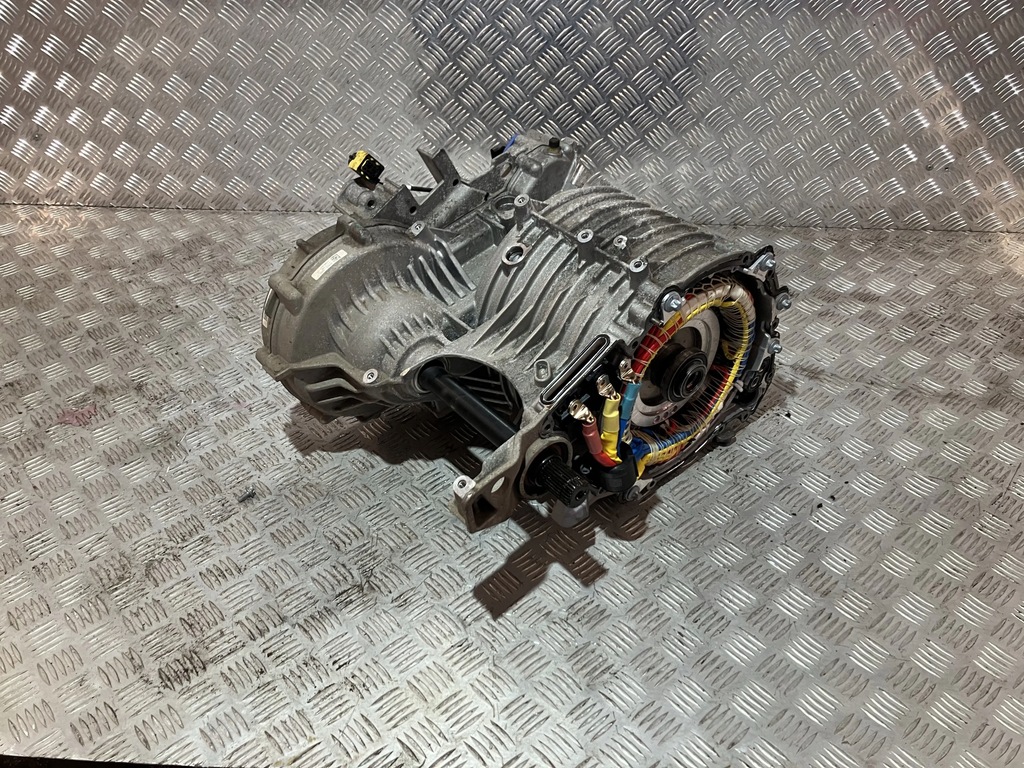 фото №1, Двигатель электрический mercedes eqb x243 300 4matic