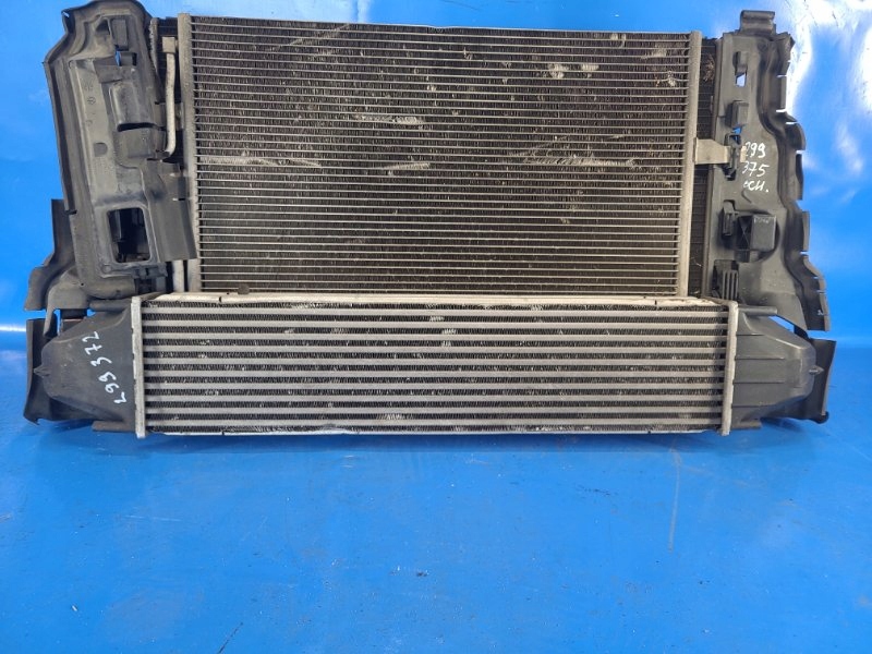 фото №1, Радиатор интеркулер volvo s60 10-13 31338476