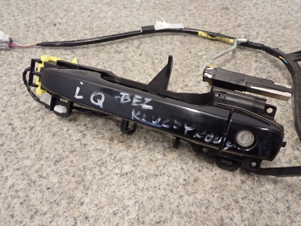 фото №4, Toyota iq 08-12 ручка наружная левая