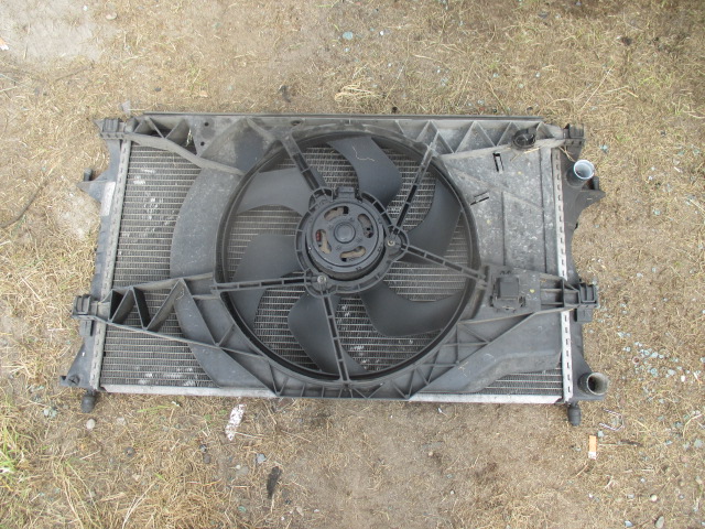 фото №1, Renault espace iv 4 радиатор wody 2,0 16v