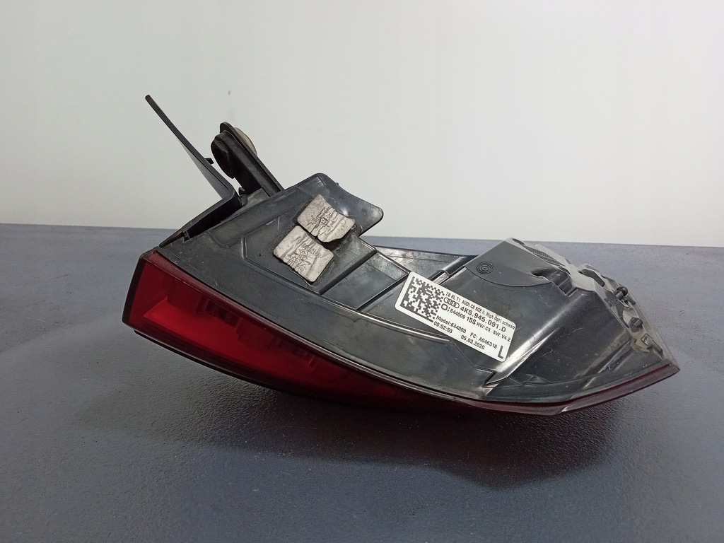 фото №8, Audi a6 c8 sedan лампа задня ліва matrix 4k5945091d