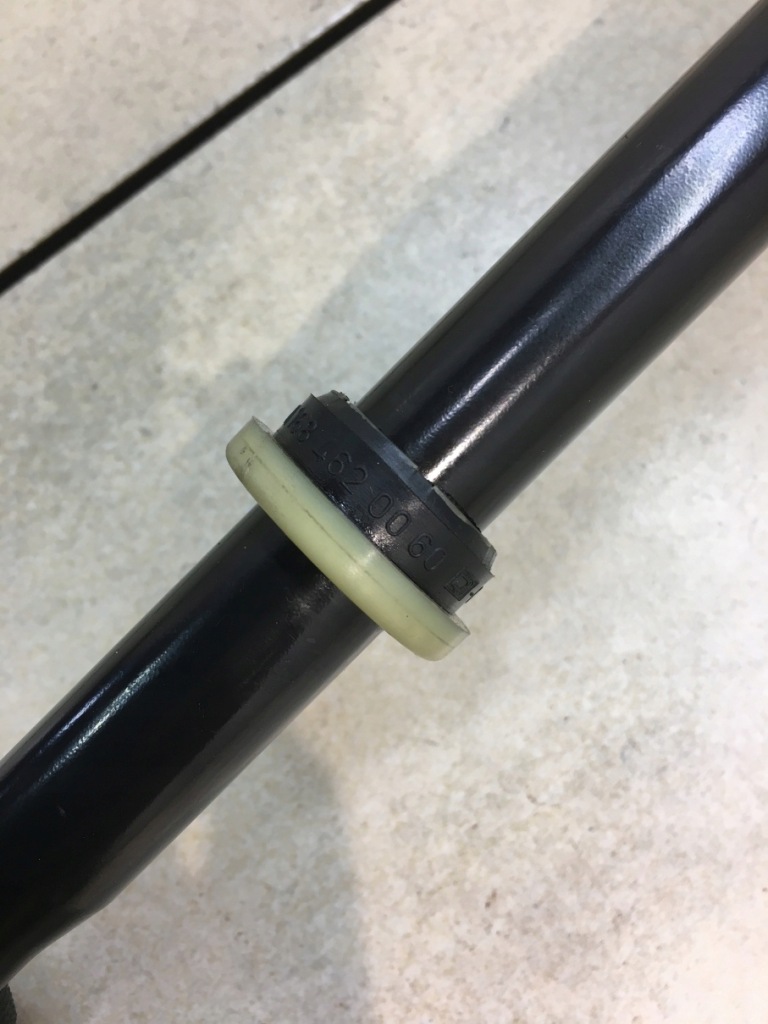 Хрестовина колонки кермового w168 a1684620060 a1684620478 Зі Шроту