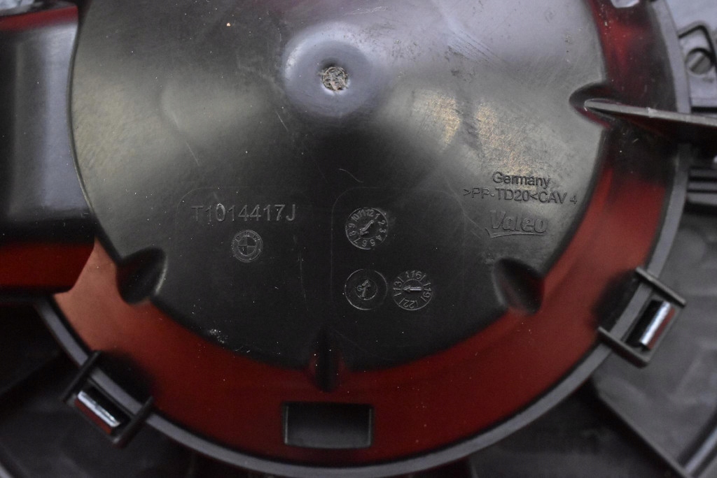 фото №10, Воздуходувка вентилятор обдув eu t1014417j bmw f30 f31 11-16