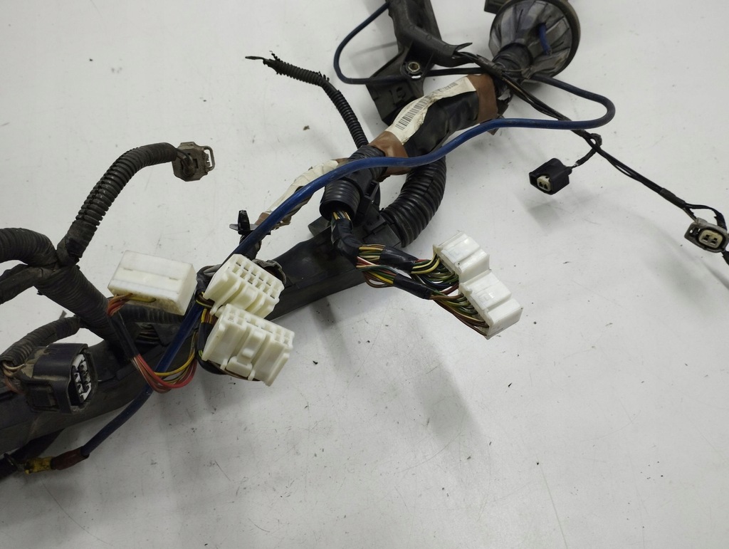 фото №5, Toyota avensis t250 2004 жгут двигателя 8212105720