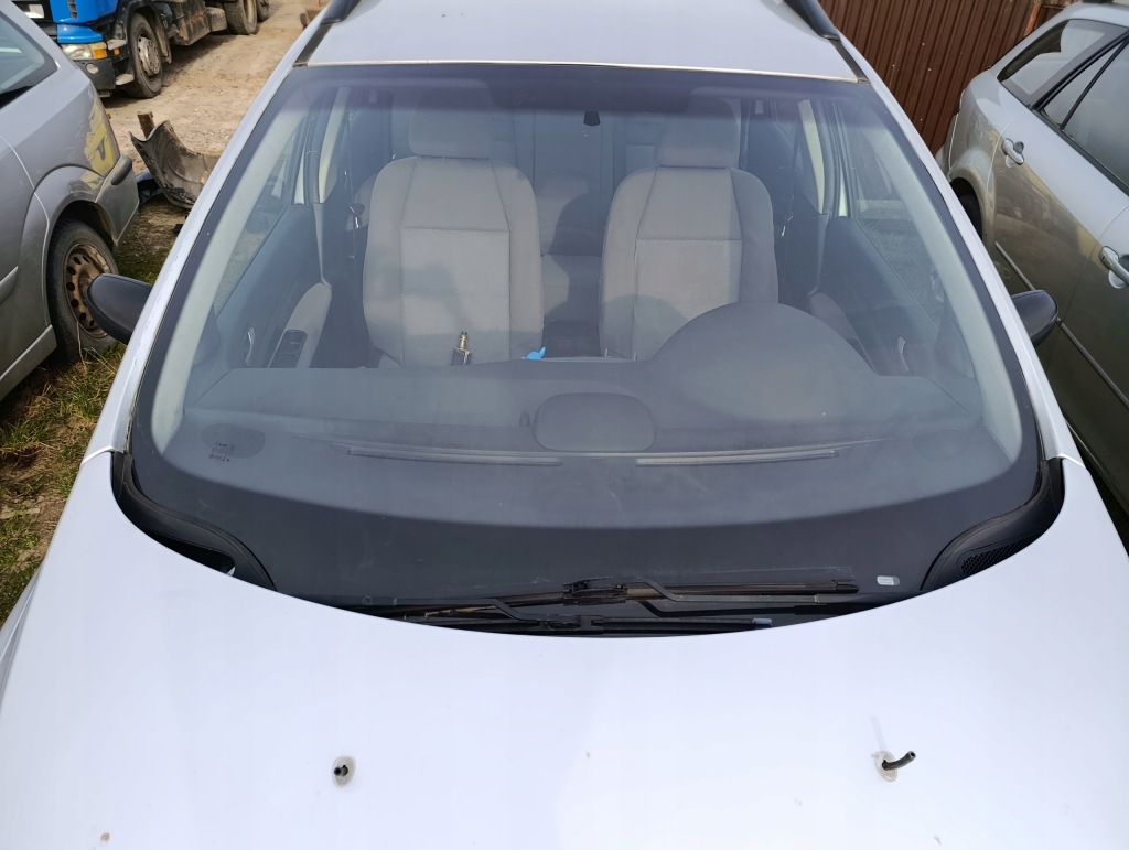 Купить Стекло перед передняя лобовое peugeot 307