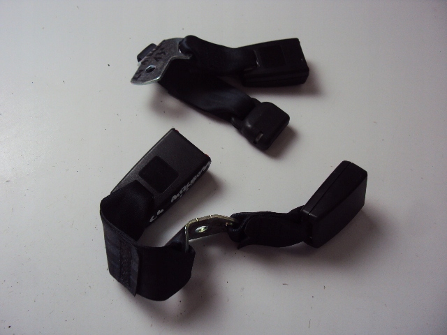 фото №1, Замки ремней задняя citroen c4 aircross 2012-