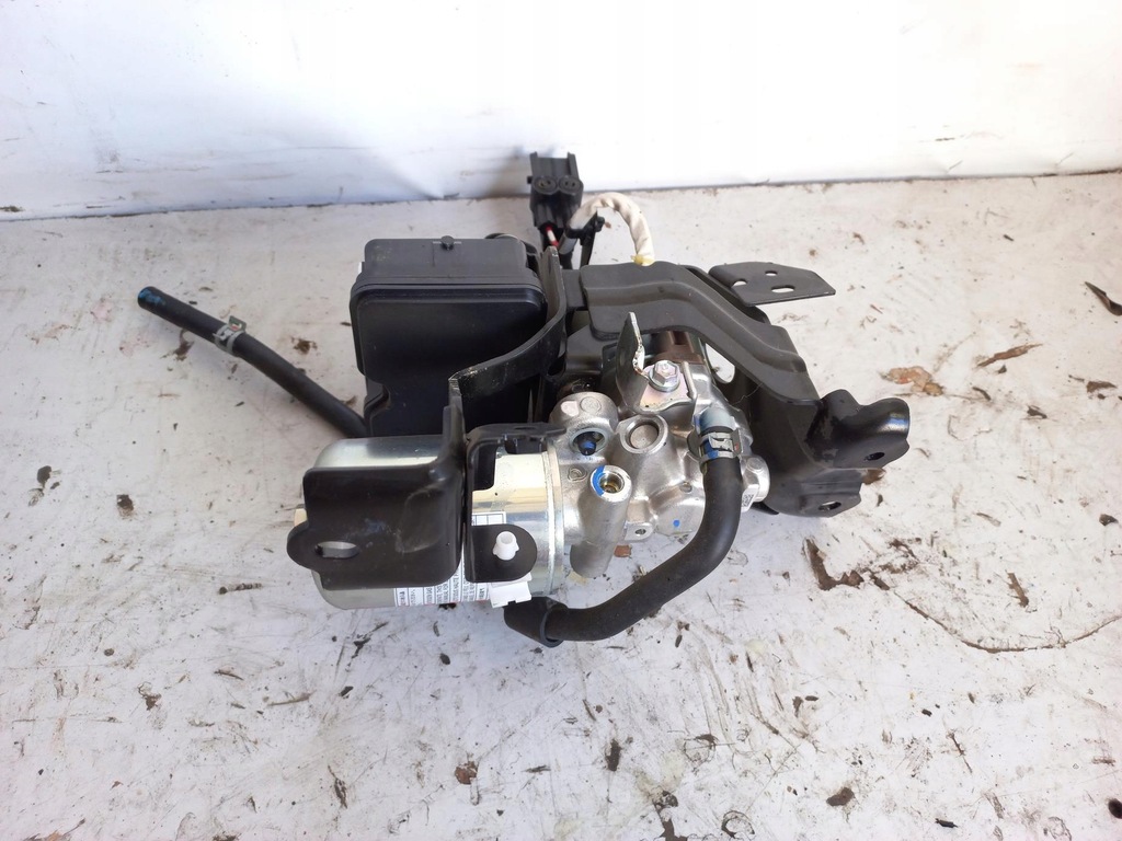 фото №1, Насос abs toyota chr 1.8 гибрид prius