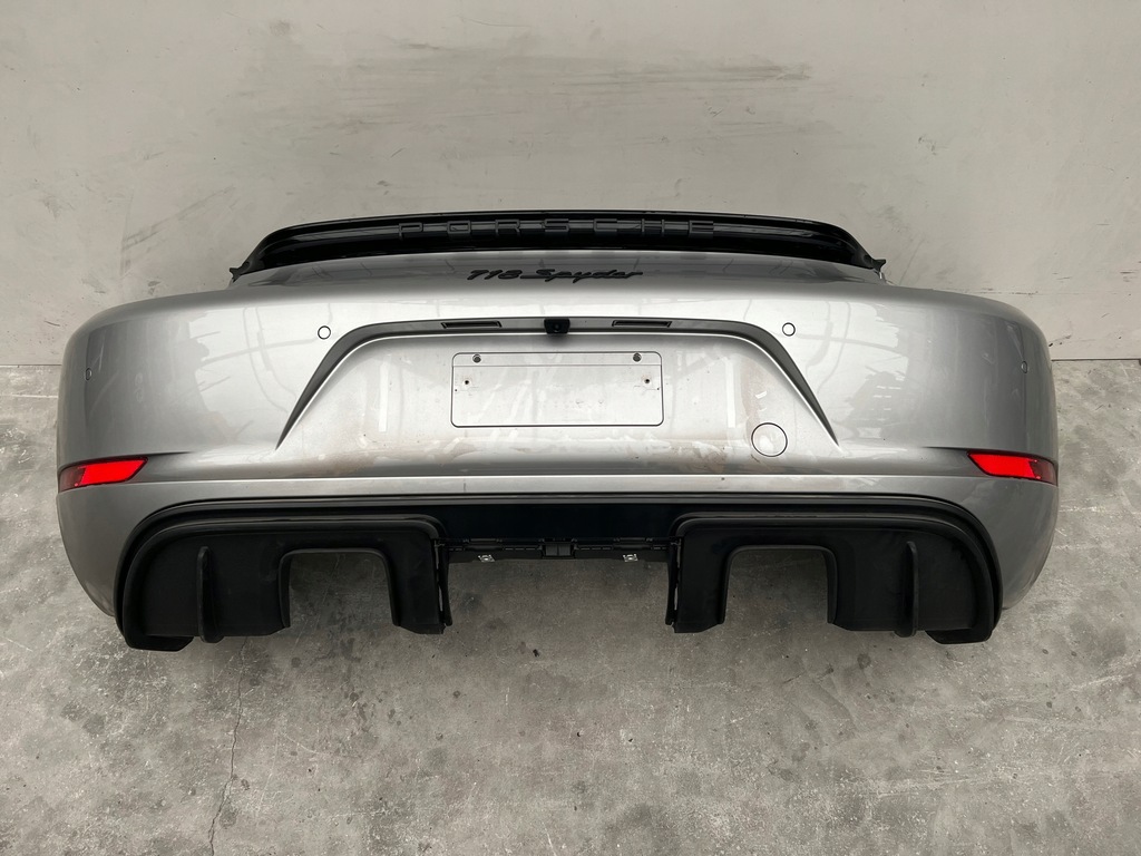 фото №1, Porsche 718 982 boxster spyder gt4 бампер задня новий kpl.