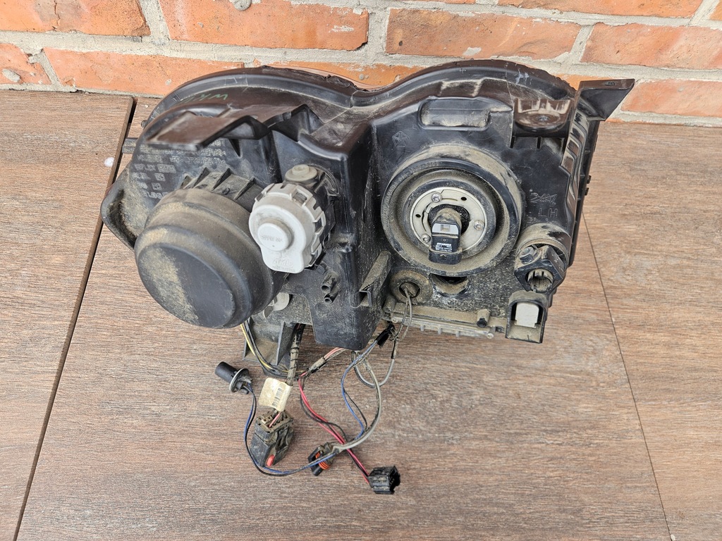 фото №10, Jeep grand cherokee wk 8-10r lift лампа левый перед ксенон