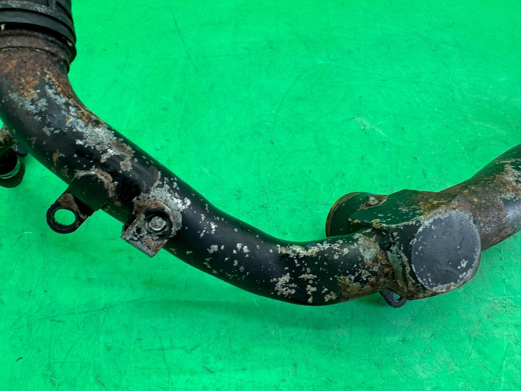 фото №7, Труба шланг wąż гумовий елемент wody охолодження 079121102b audi a8 d3 4.0 tdi v8 02-