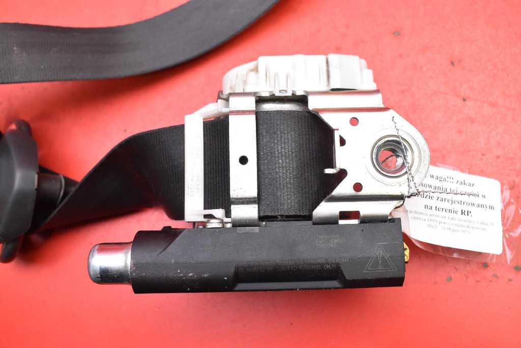 Ремінь безпеки праві перед натягувач європа  5j0857702b skoda roomster 1 1 в Україні