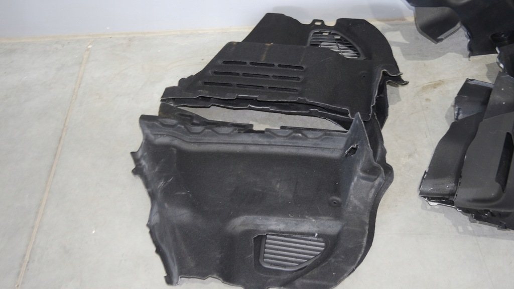 фото №2, Пластик обивка обшивка салона ds3 crossback