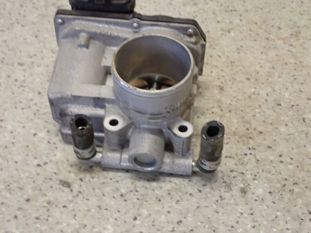 фото №4, Suzuki swift 1.2i mk7 10- дроссельная заслонка