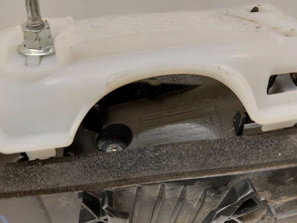 фото №12, Bmw x1 u11 led лампа ліва задня задня w кришка