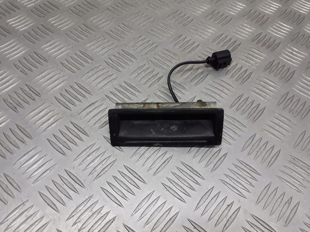 фото №1, Ручка кнопка крышки багажника vw bora