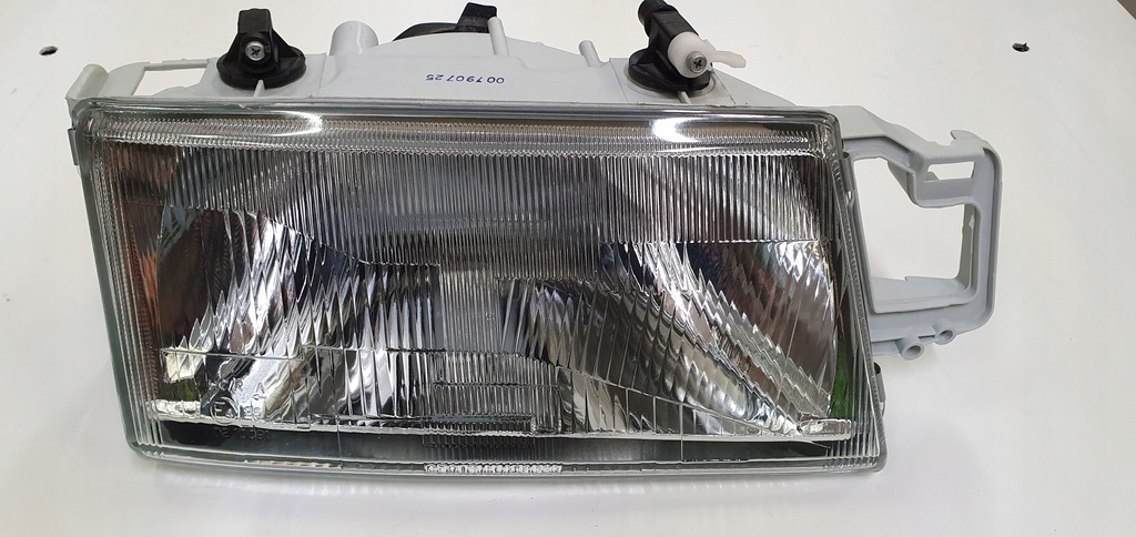 фото №1, Фара fiat tempra -95r правый