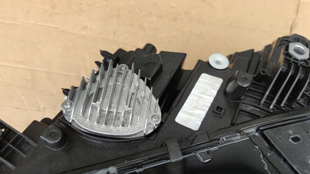 фото №8, Лампы левая правая bmw g05 x5 g06 x6 led адаптивный usa