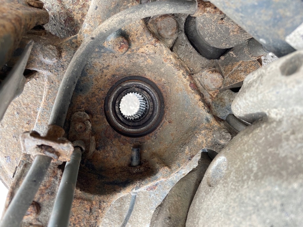 фото №8, Bmw x3 e83 підвіска балка підрамник важелі пружини задня 2.0 d kpl