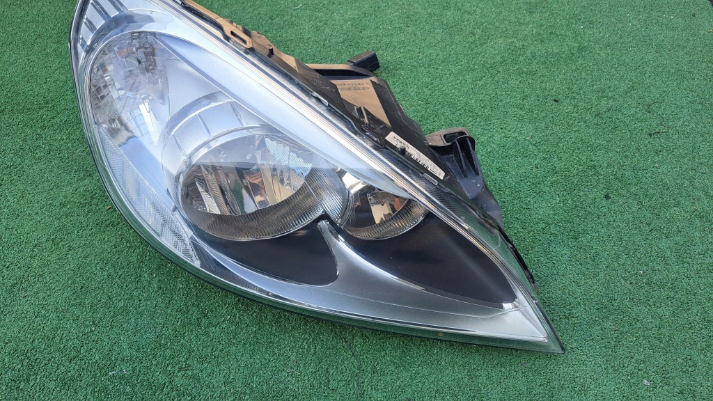 фото №1, Volvo s60 v60 лампа передня звичайна 10-13r.