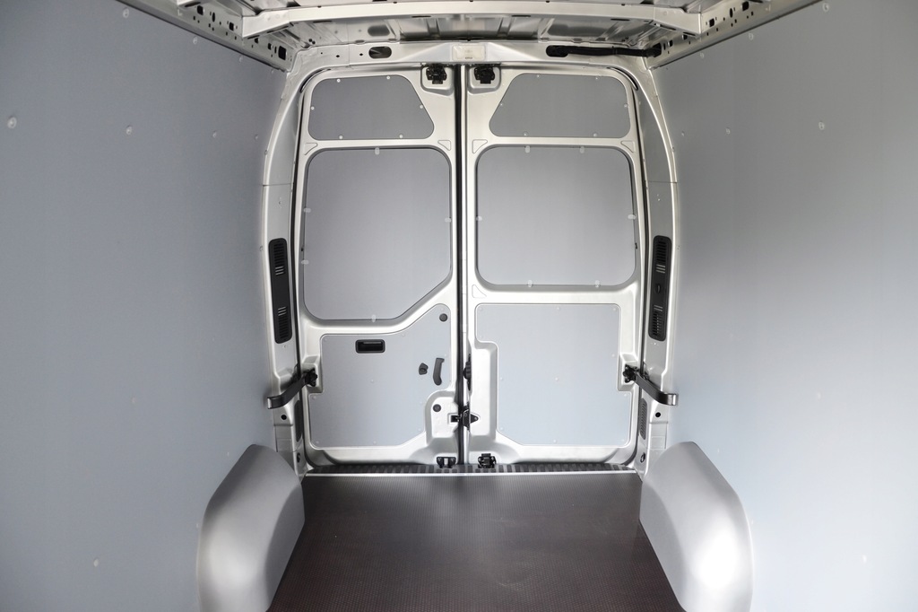 фото №1, Ford transit l3h3 2019+ обшивка стена кузов автобус бока пластик 4mm защита