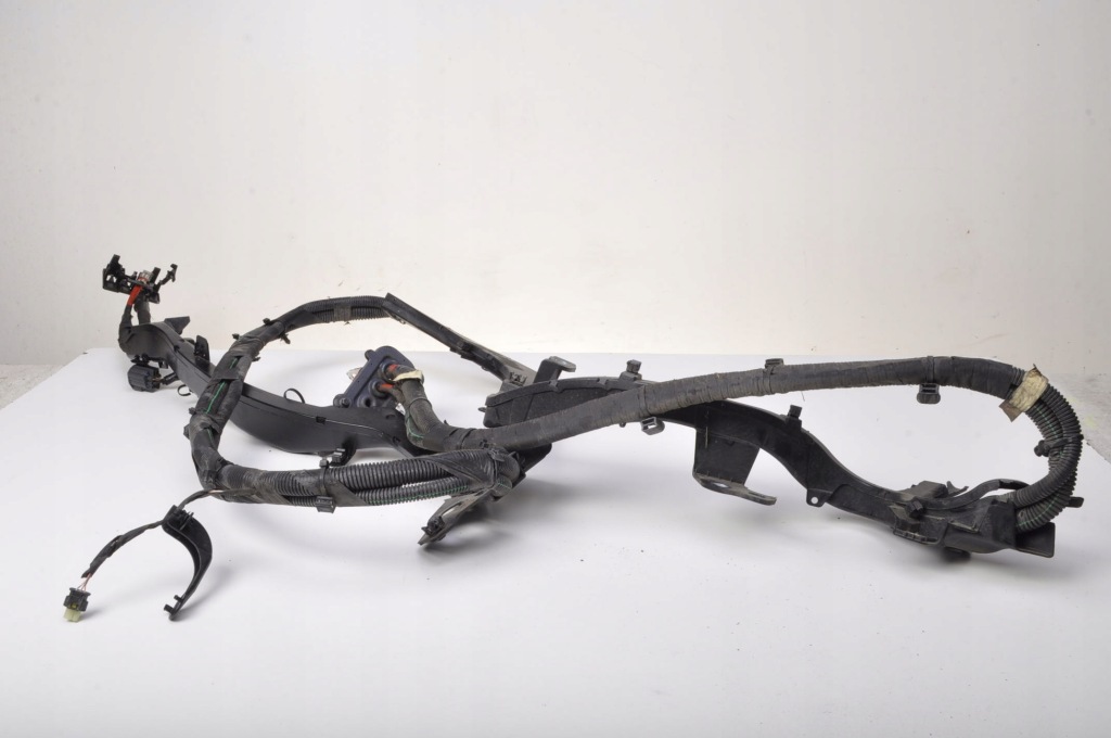 фото №1, Volvo s60 iii v60 кабель шланг плюсовой 31473590