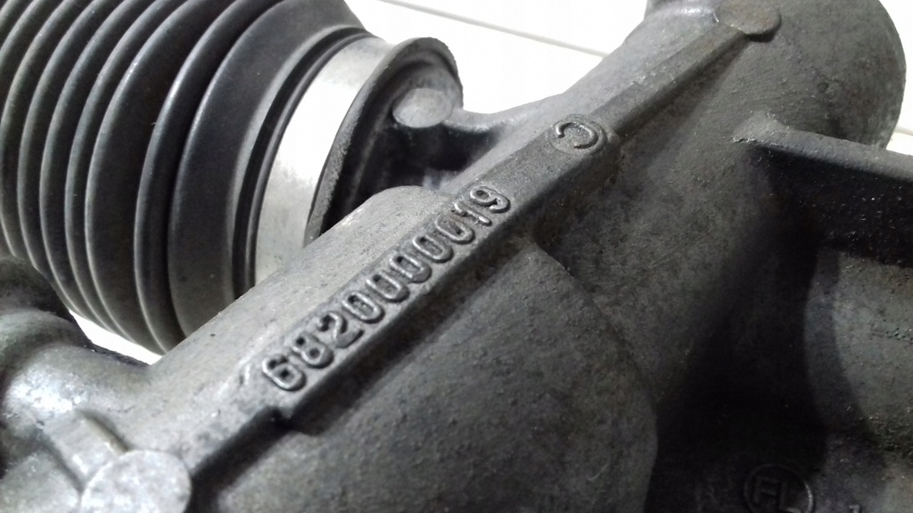 фото №10, Рулевая рейка toyota corolla e11 / 1999 6820000019