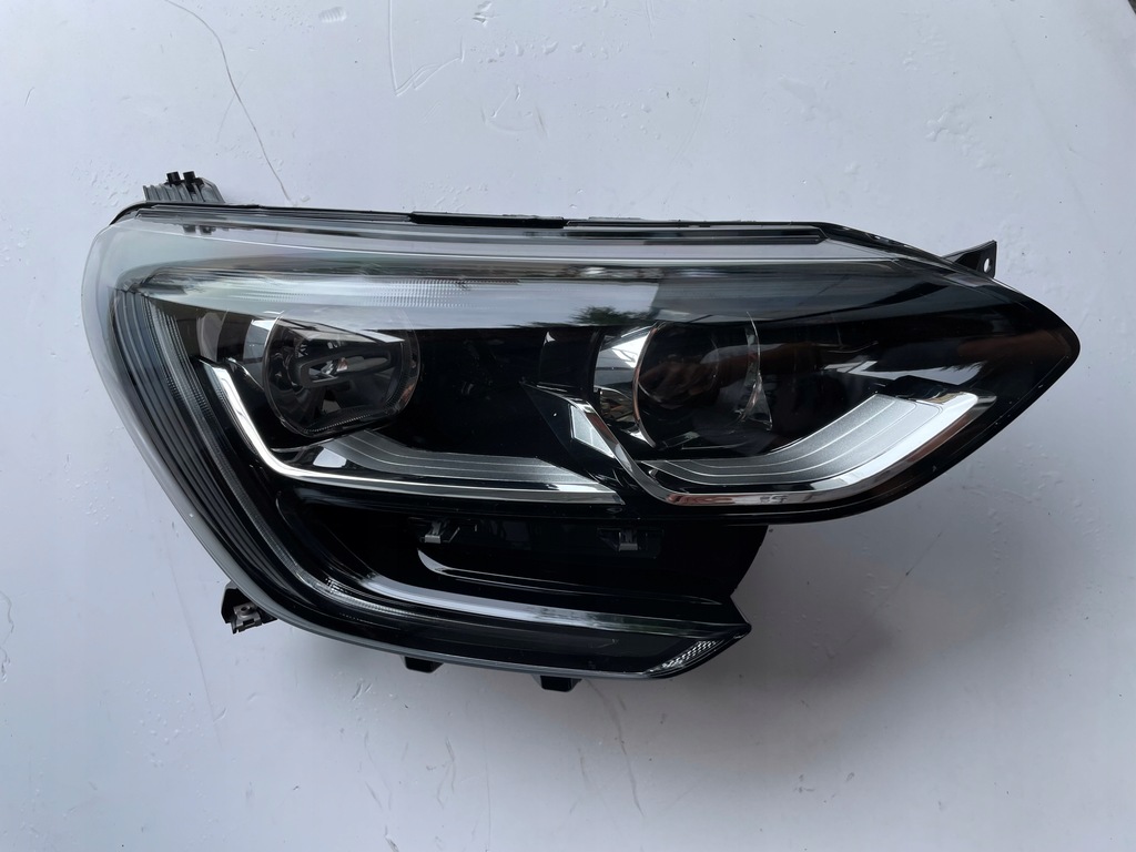 фото №1, Лампа перед megane iv