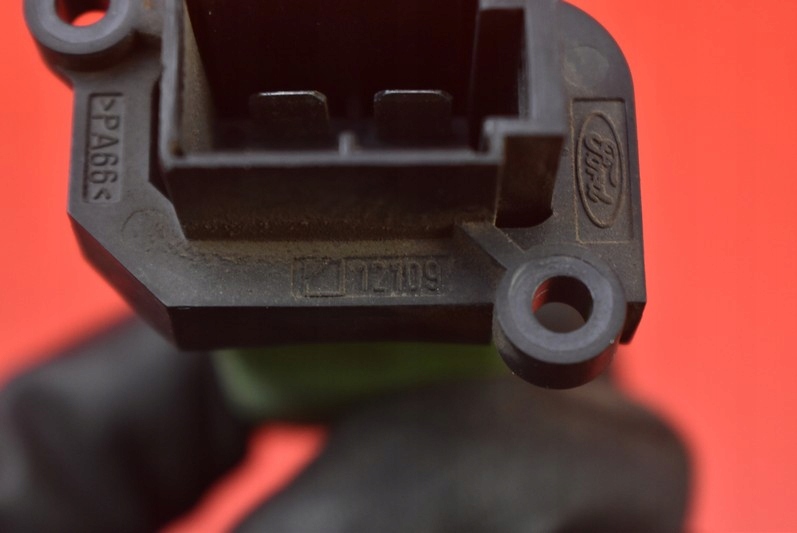 фото №9, Резистор обдув резистор резистор 3c1h18b647aa ford transit 5 v lift 06-13