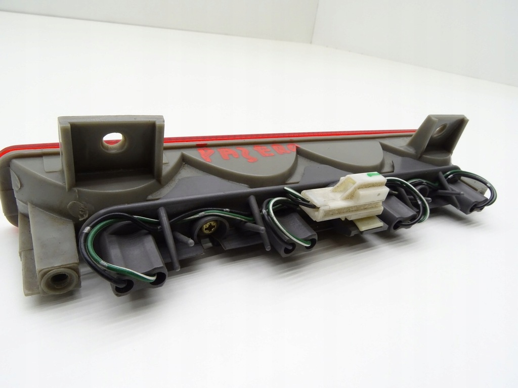 фото №9, Світло стоп стоп-сигнал кришки mitsubishi pajero ii 2