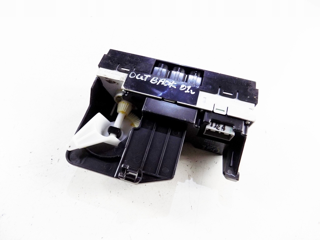 фото №3, Subaru legacy outback ii 01r панель управление eu